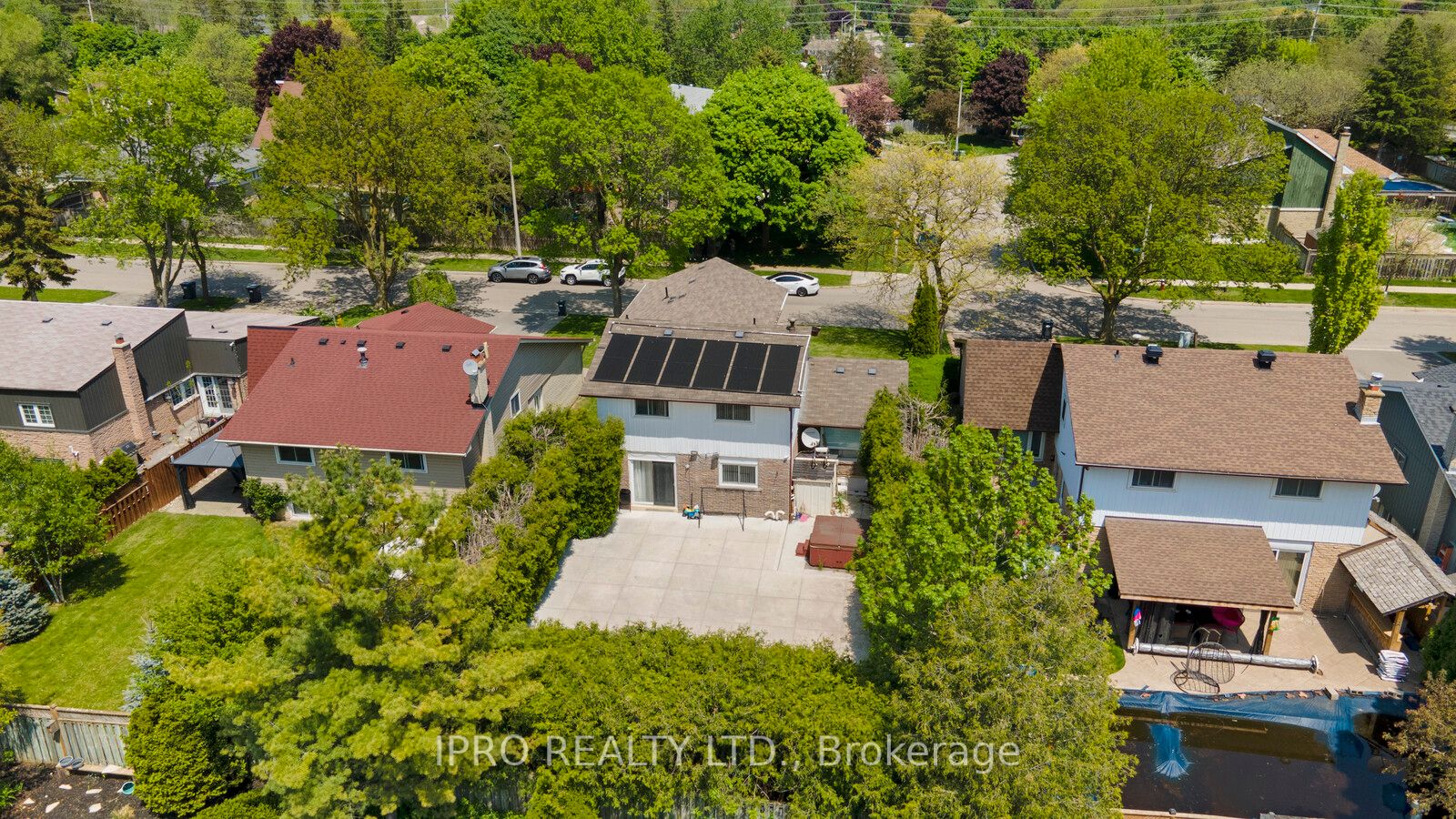 12 Charing Drive