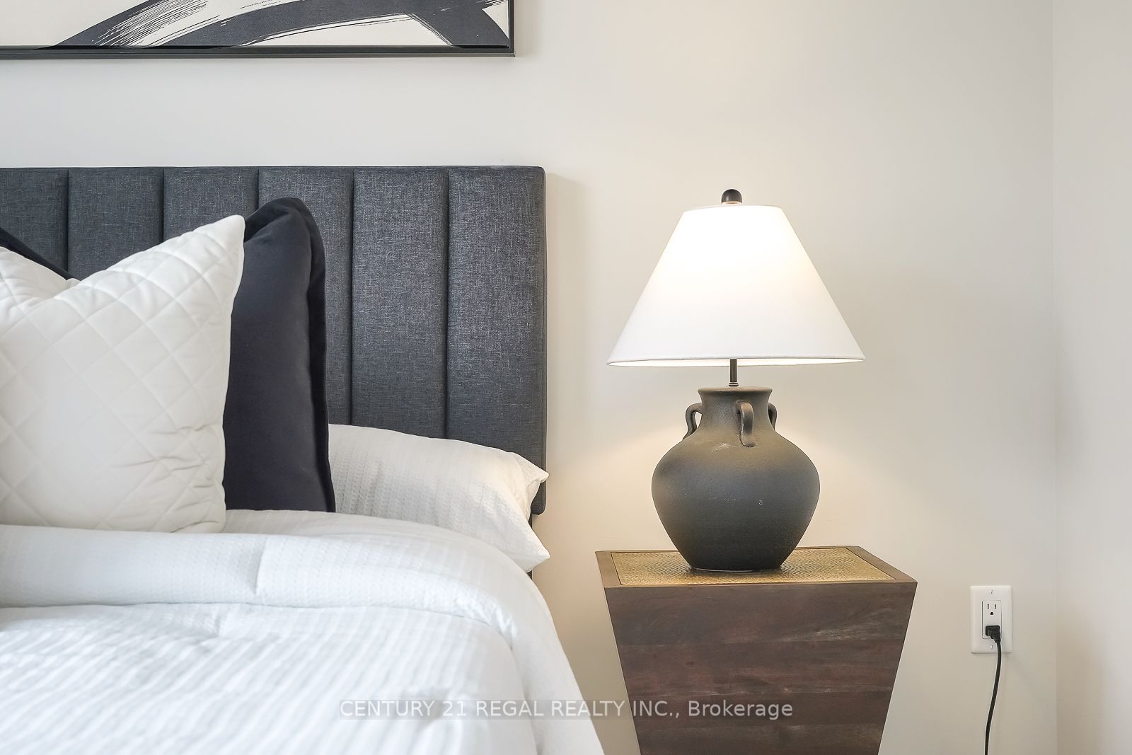 1 Beckenrose Crt, #109