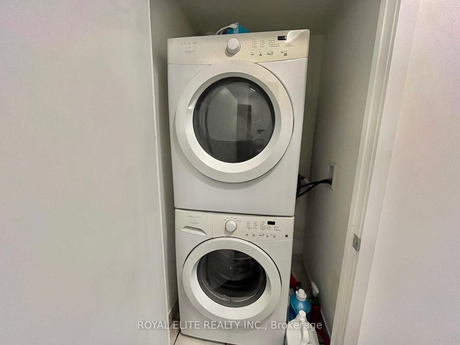 360 Square One Drive, #2905