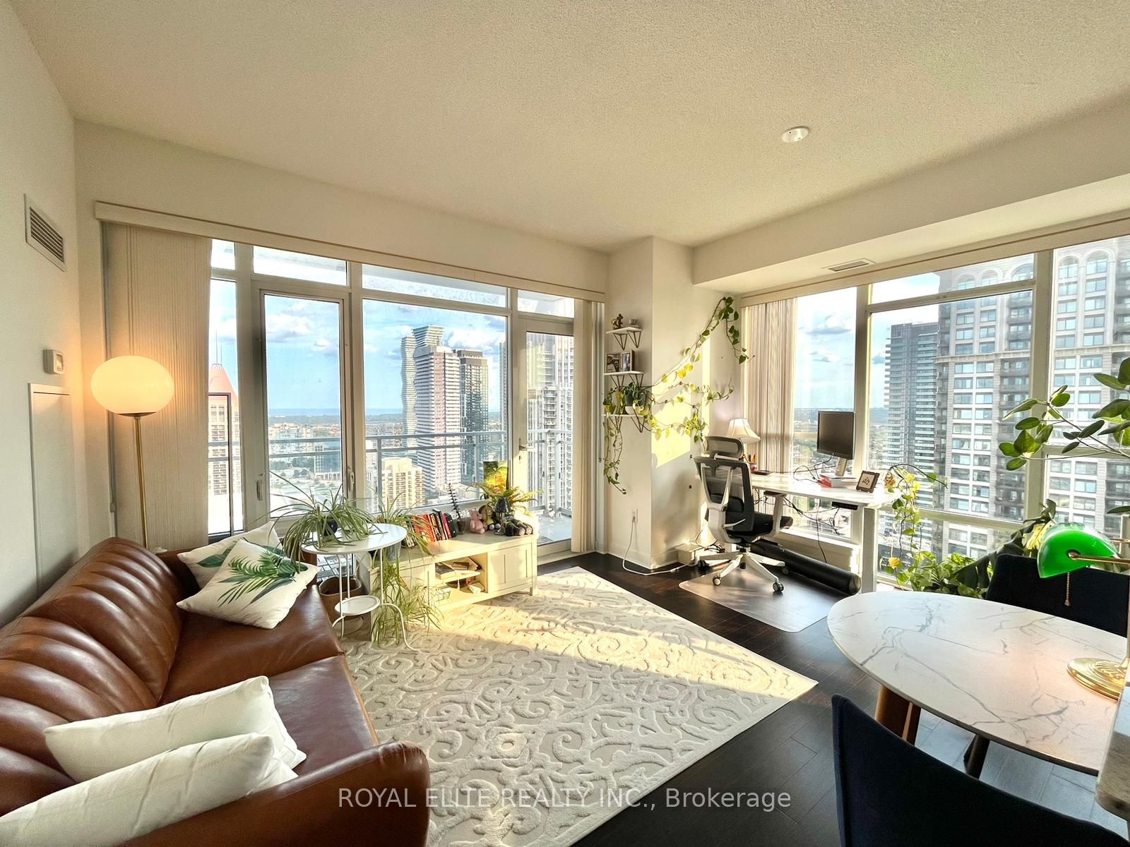 360 Square One Drive, #2905