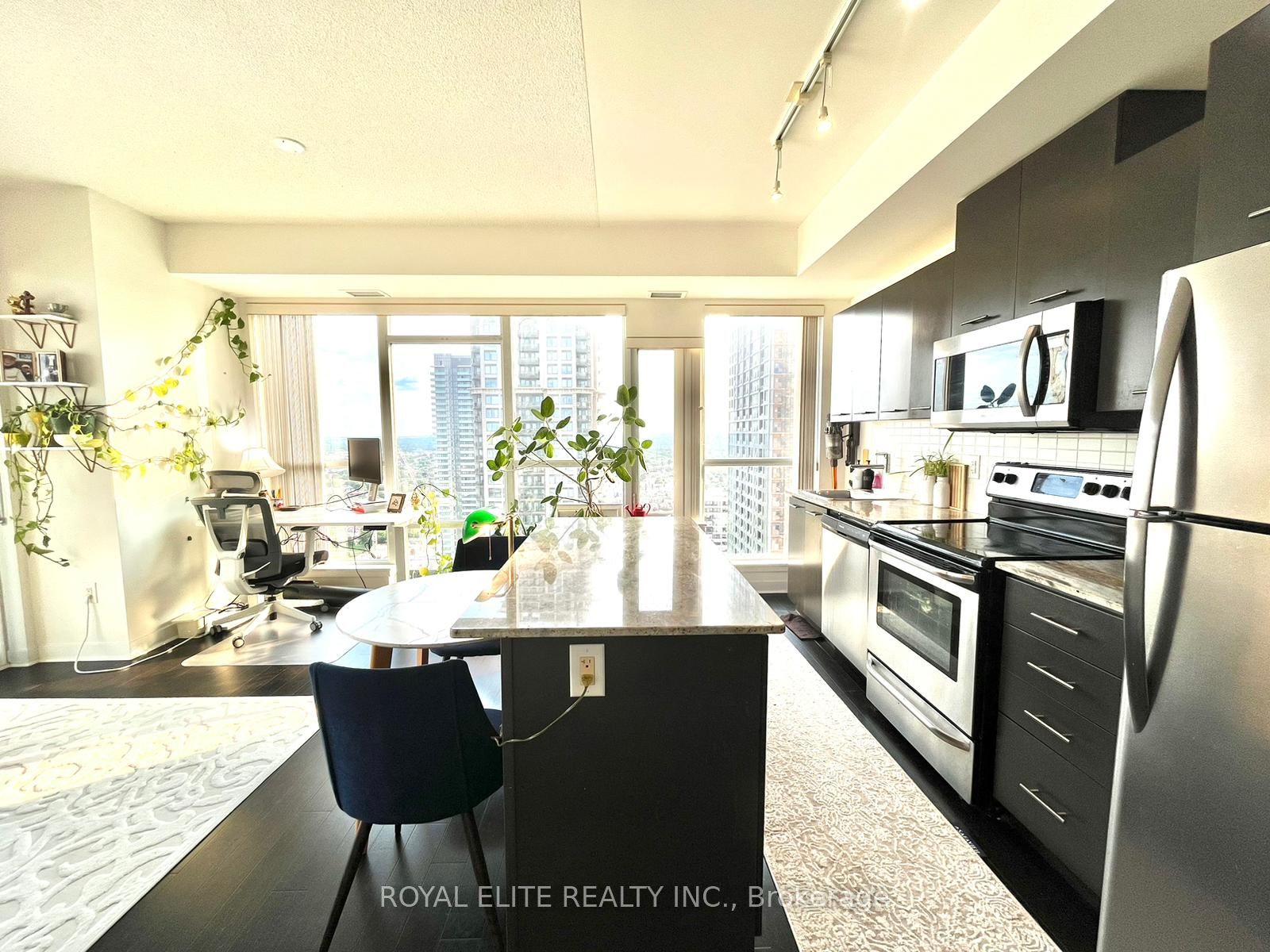 360 Square One Drive, #2905