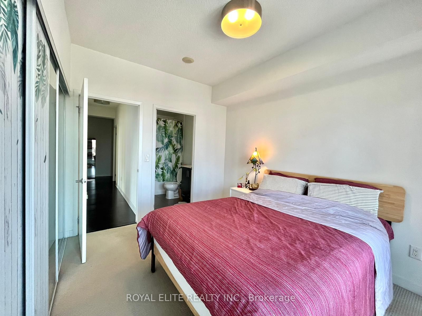 360 Square One Drive, #2905