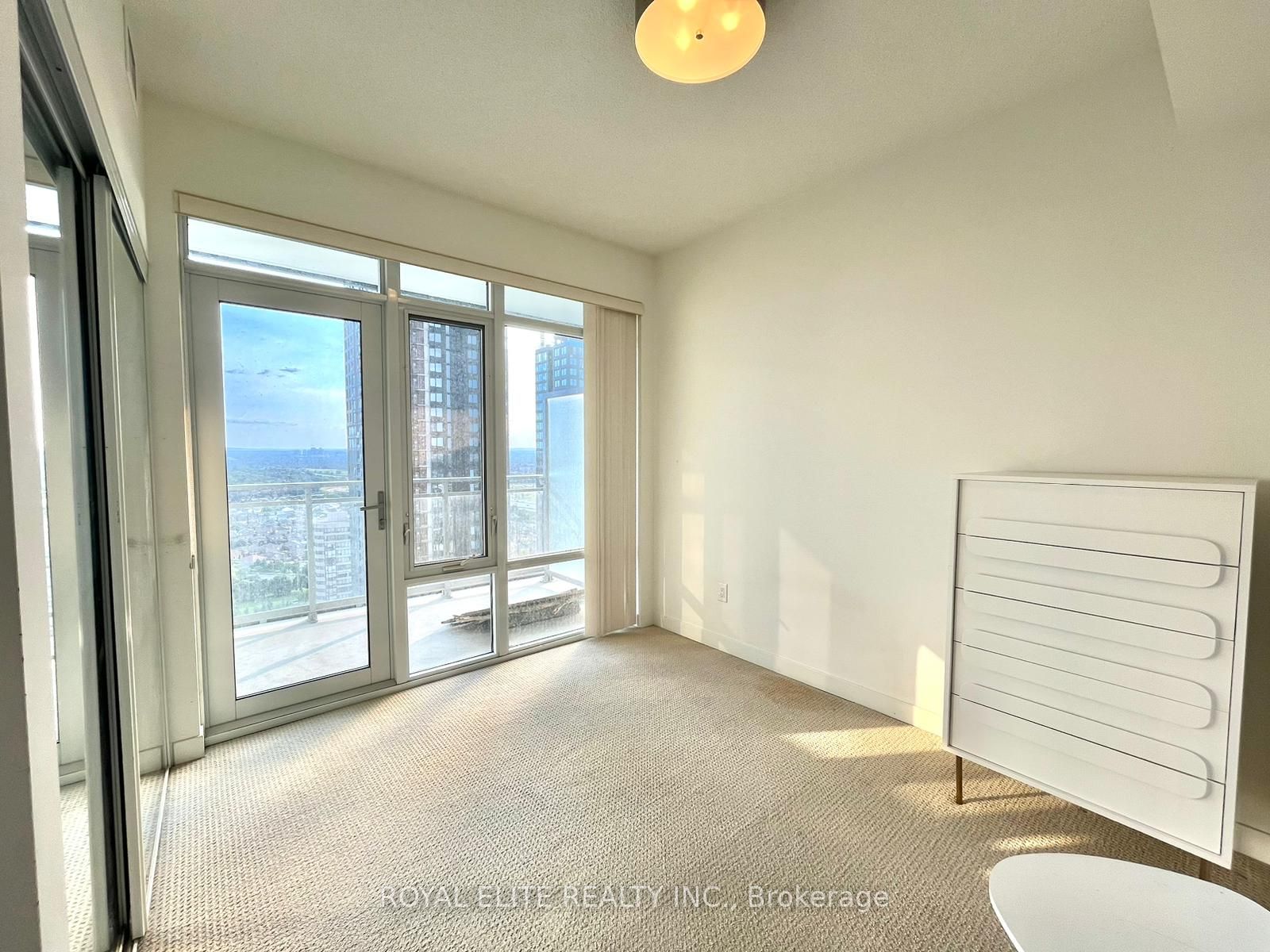 360 Square One Drive, #2905