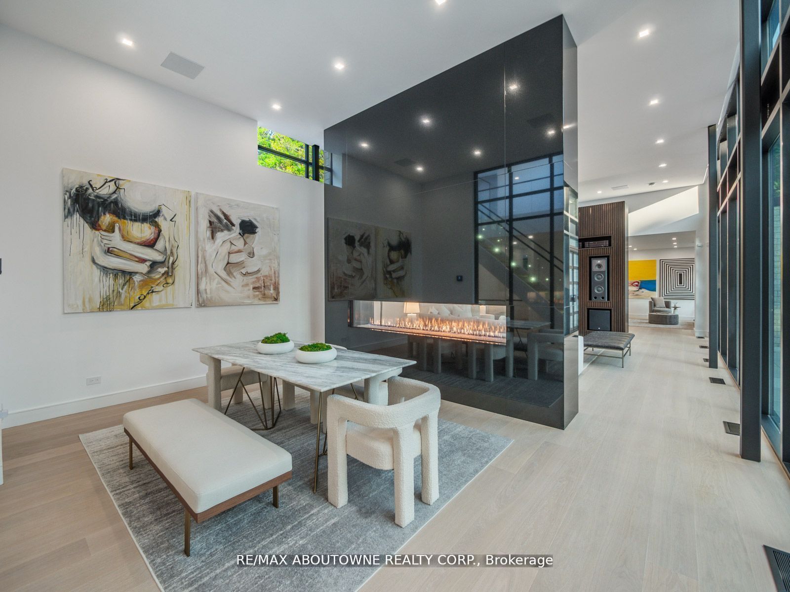 210 Chartwell Road