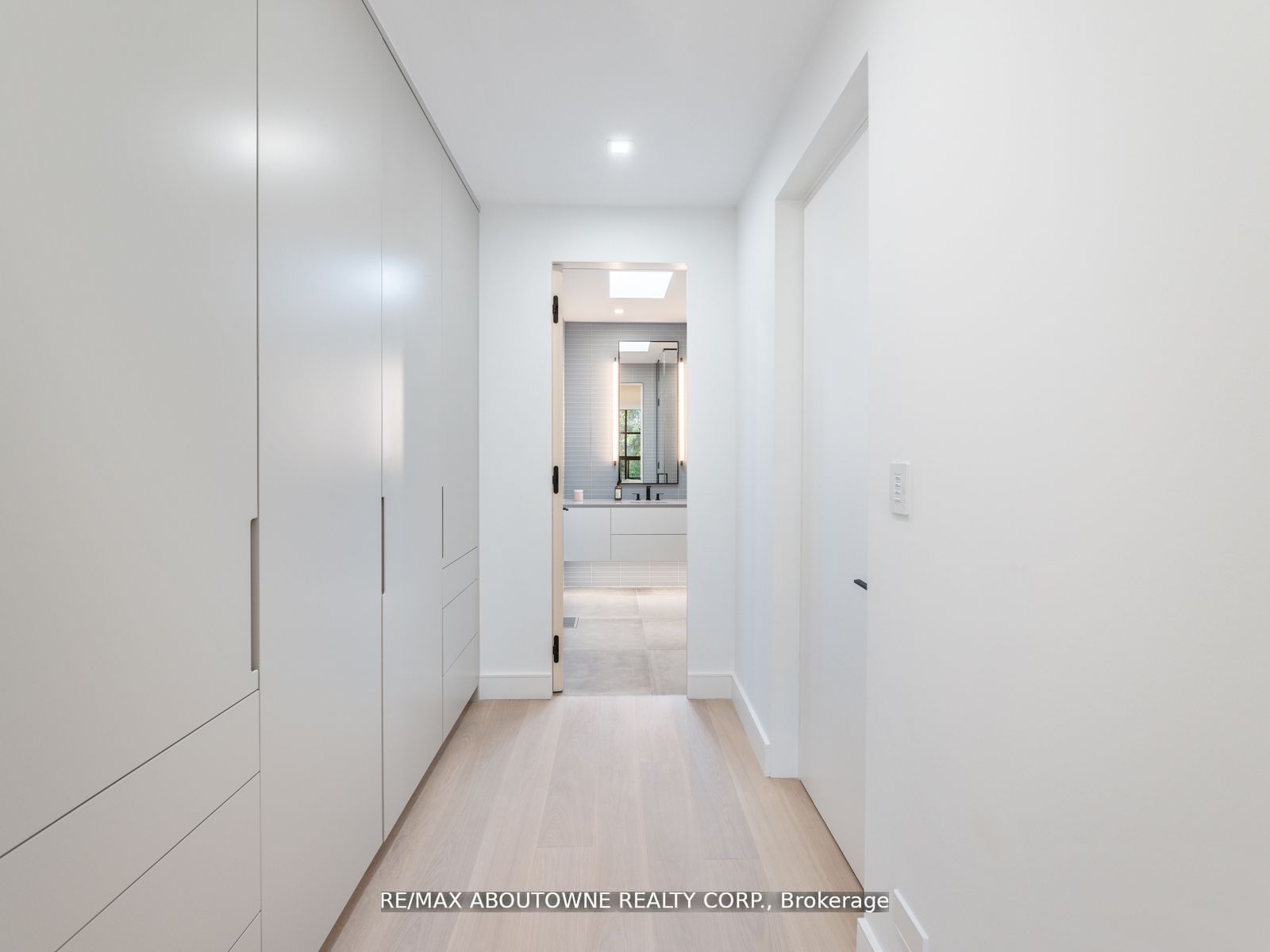 210 Chartwell Road