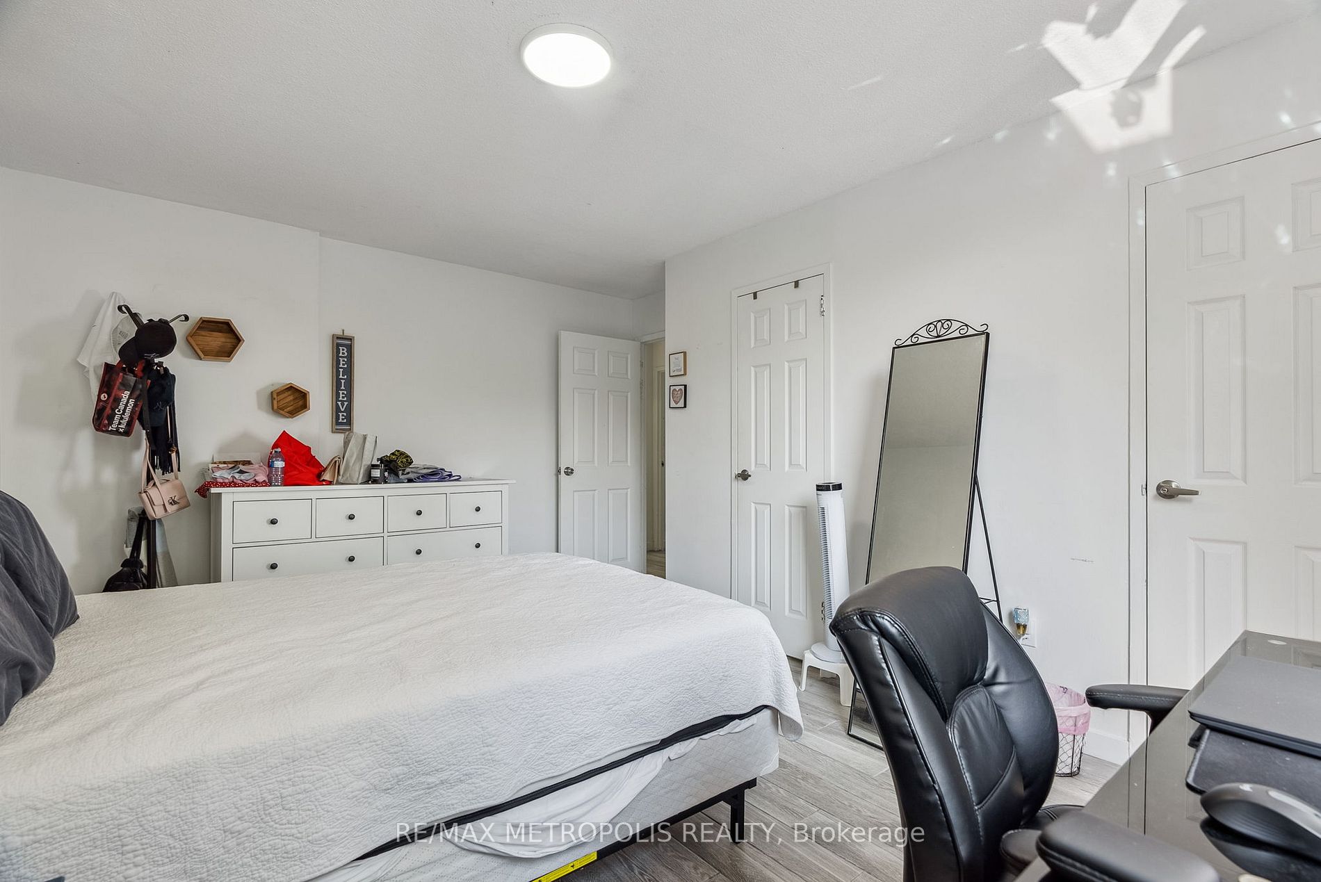 15 London Green Crt, #509