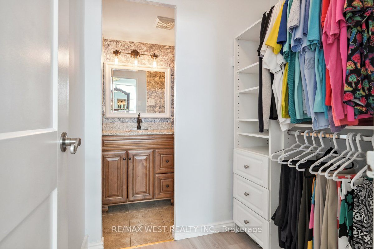 2345 Confederation Pkwy, #Ph3