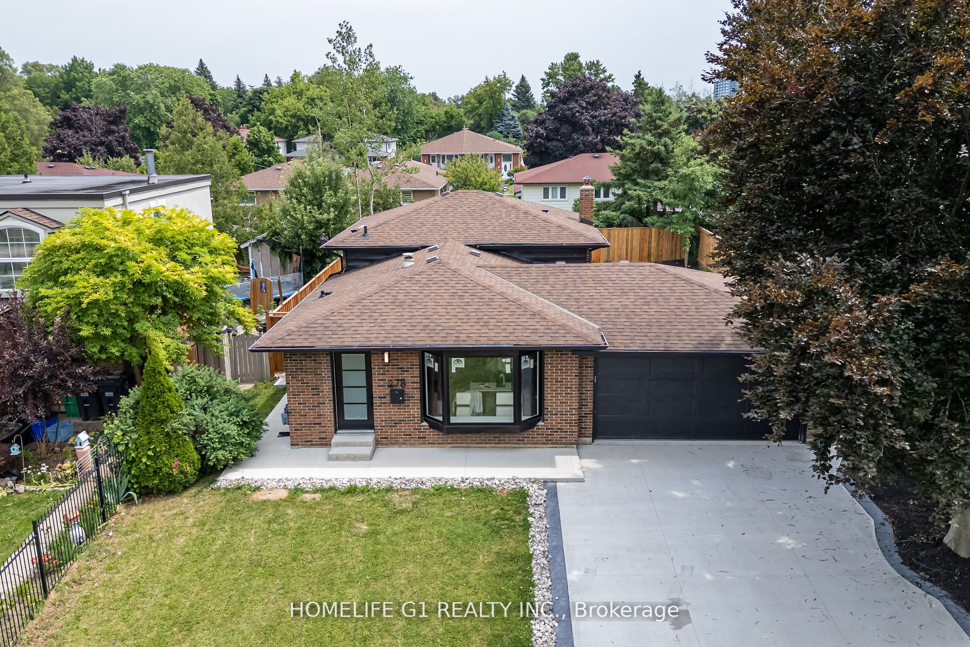 278 Mississauga Valley Boulevard