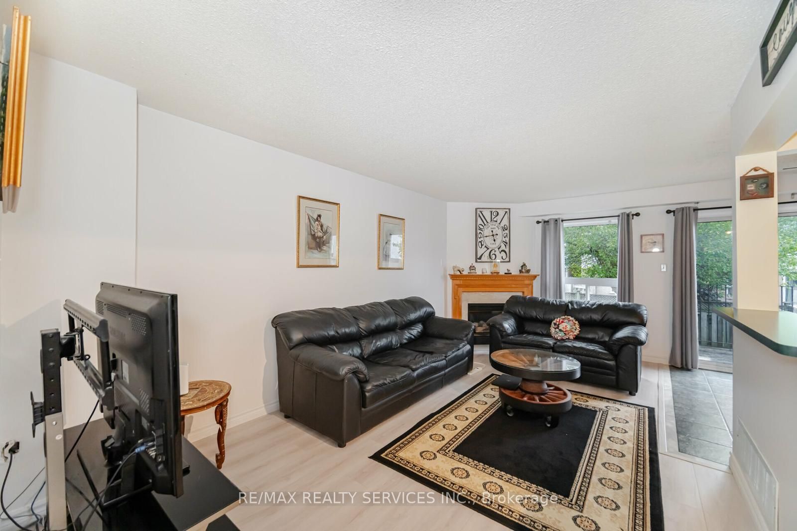 200 Cresthaven Road, #98