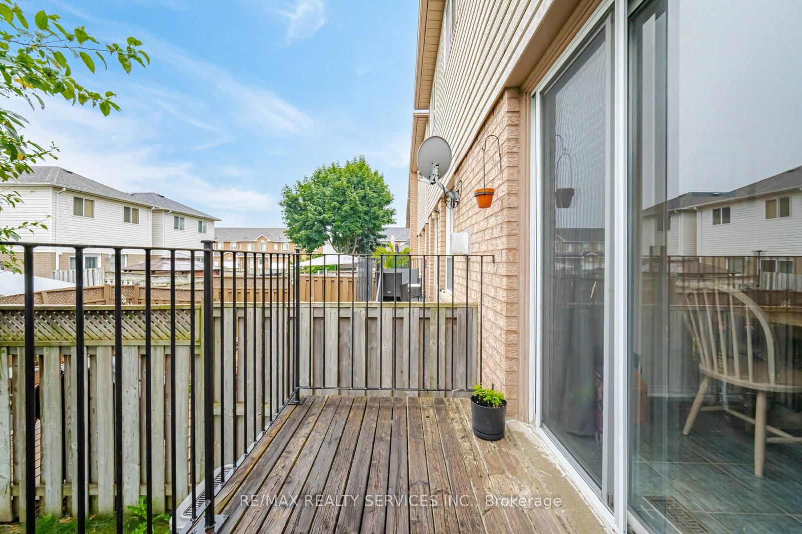 200 Cresthaven Road, #98