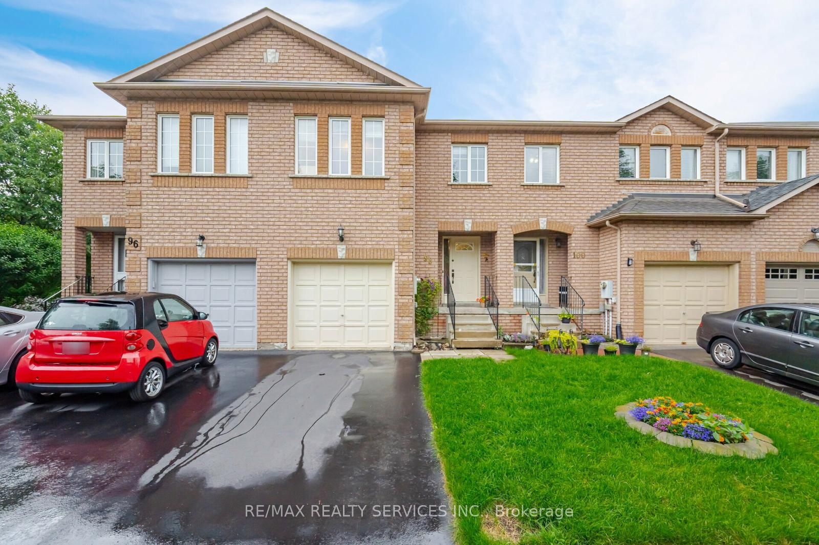 200 Cresthaven Road, #98
