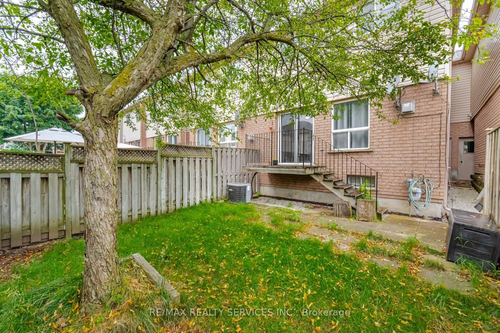 200 Cresthaven Road, #98