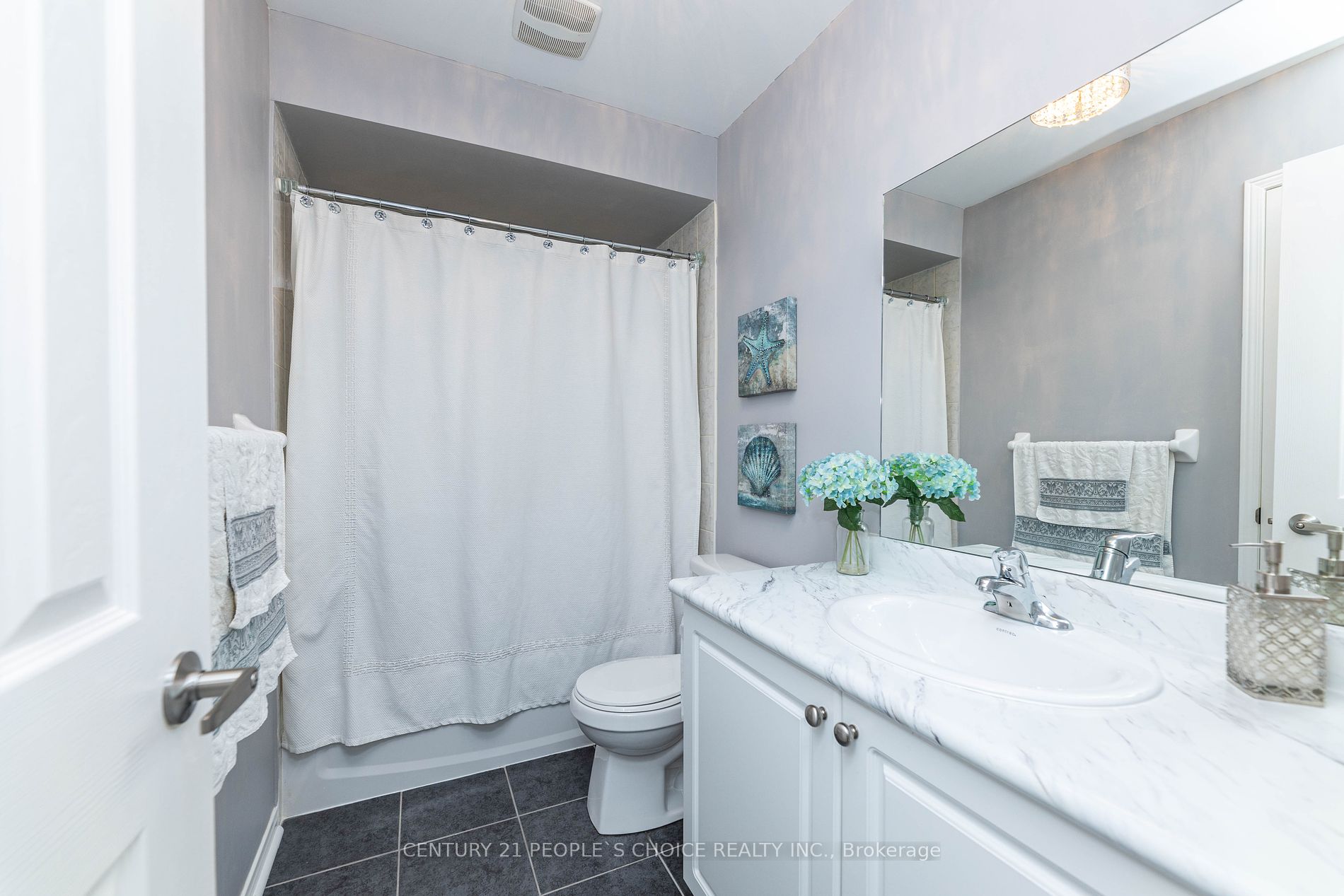 16 Gulfbrook Circ