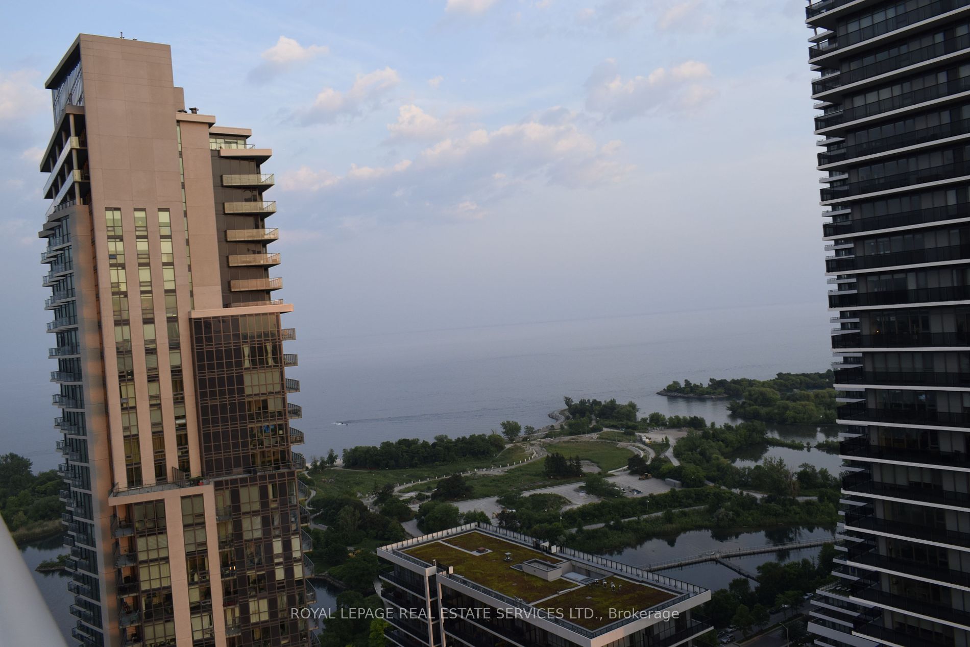 56 Annie Craig Dr, #3105