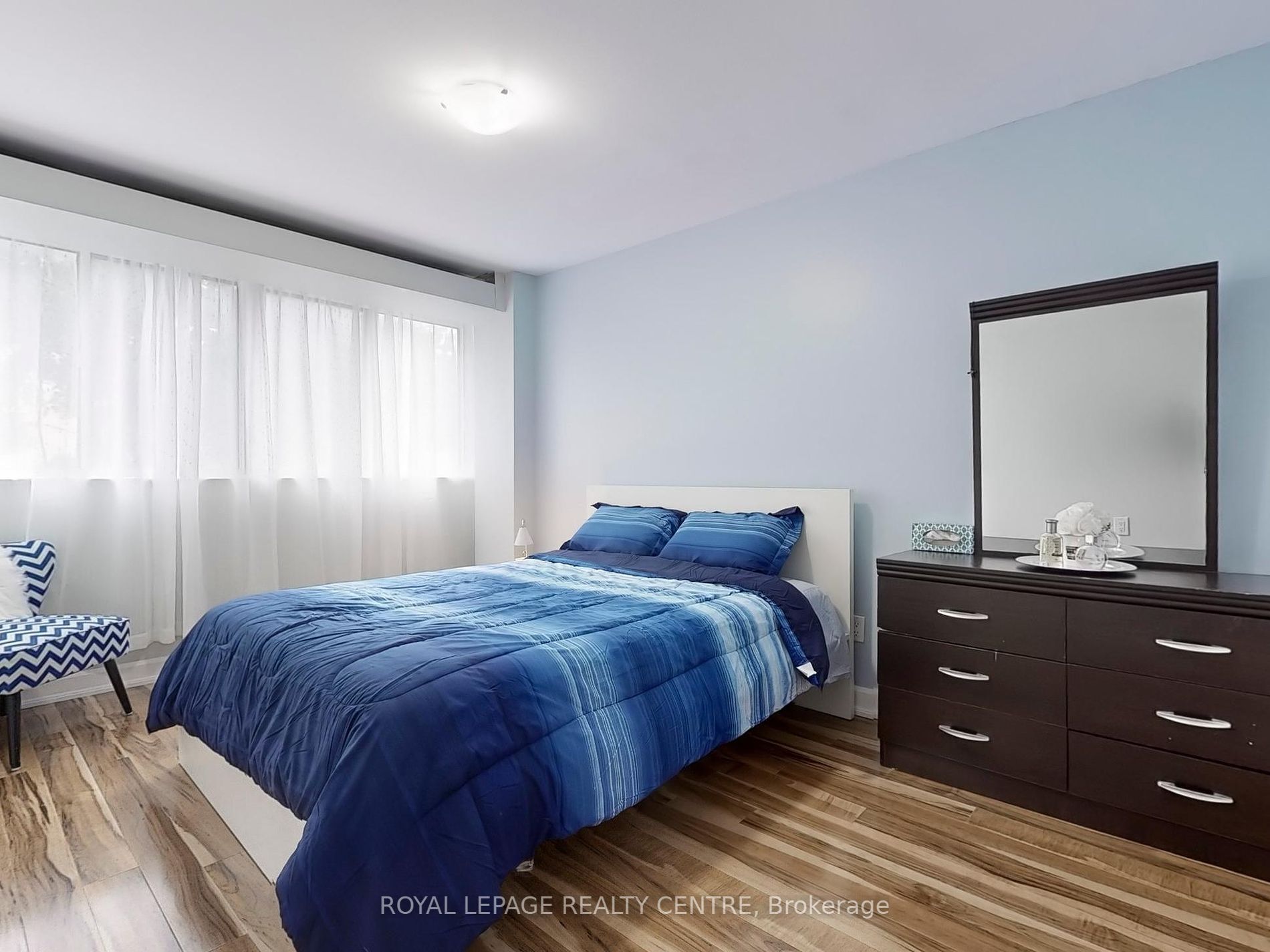 2095 Roche Crt, #127