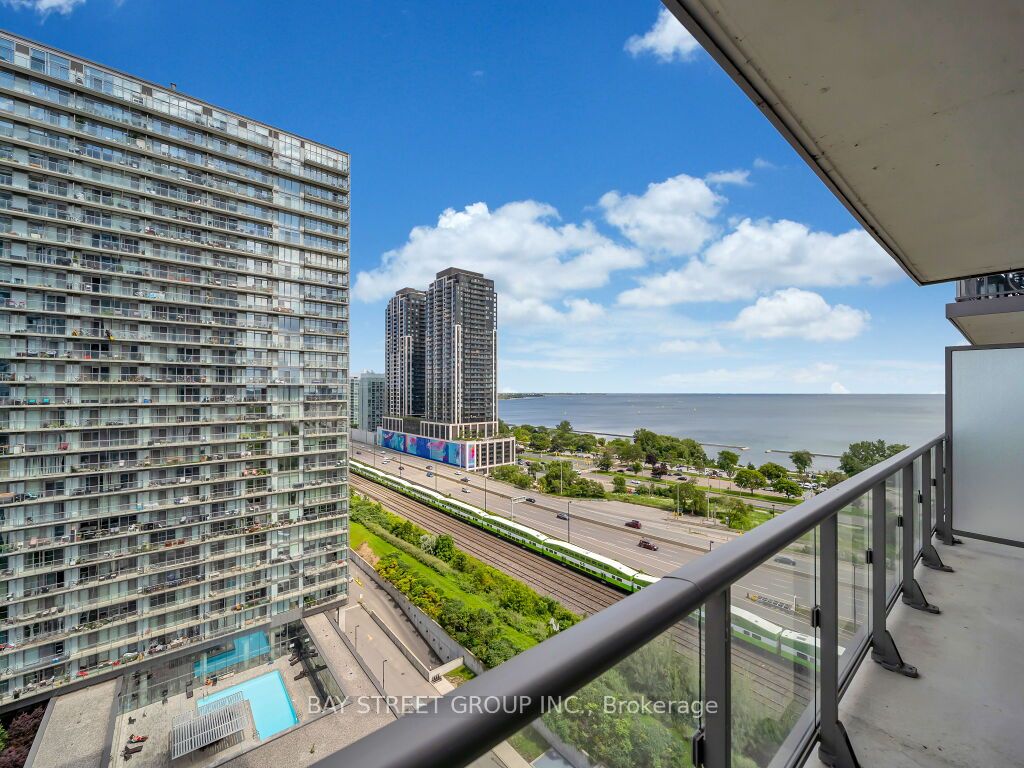 105 The Queensway Avenue #1501