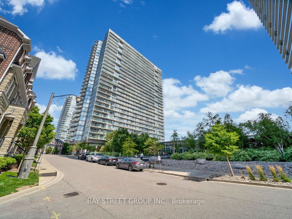 105 The Queensway Avenue #1501