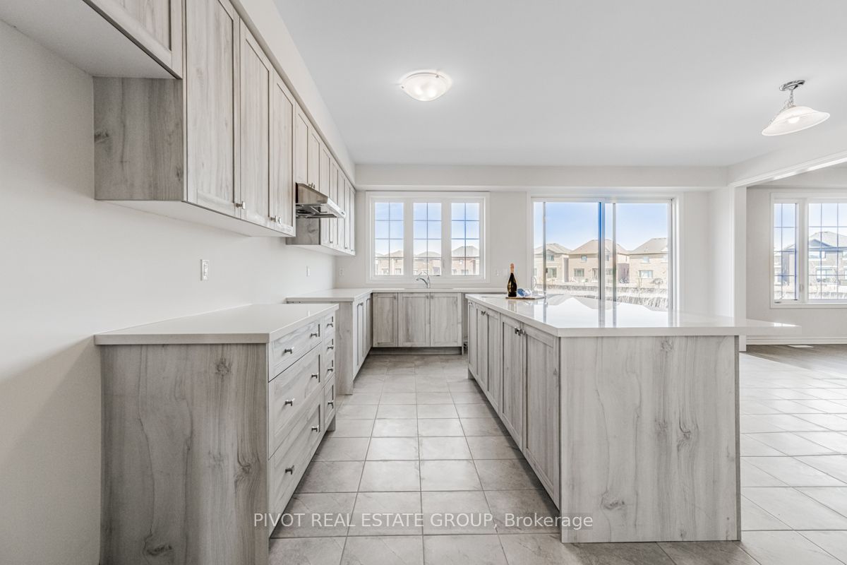40 Dundee St