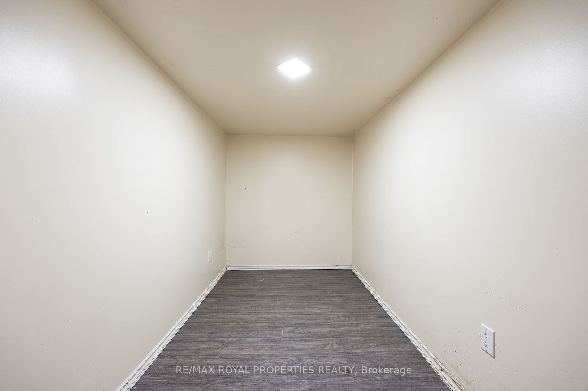 7173 Village Walk