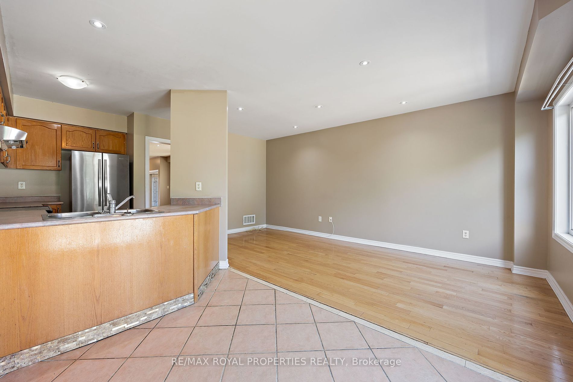 7173 Village Walk