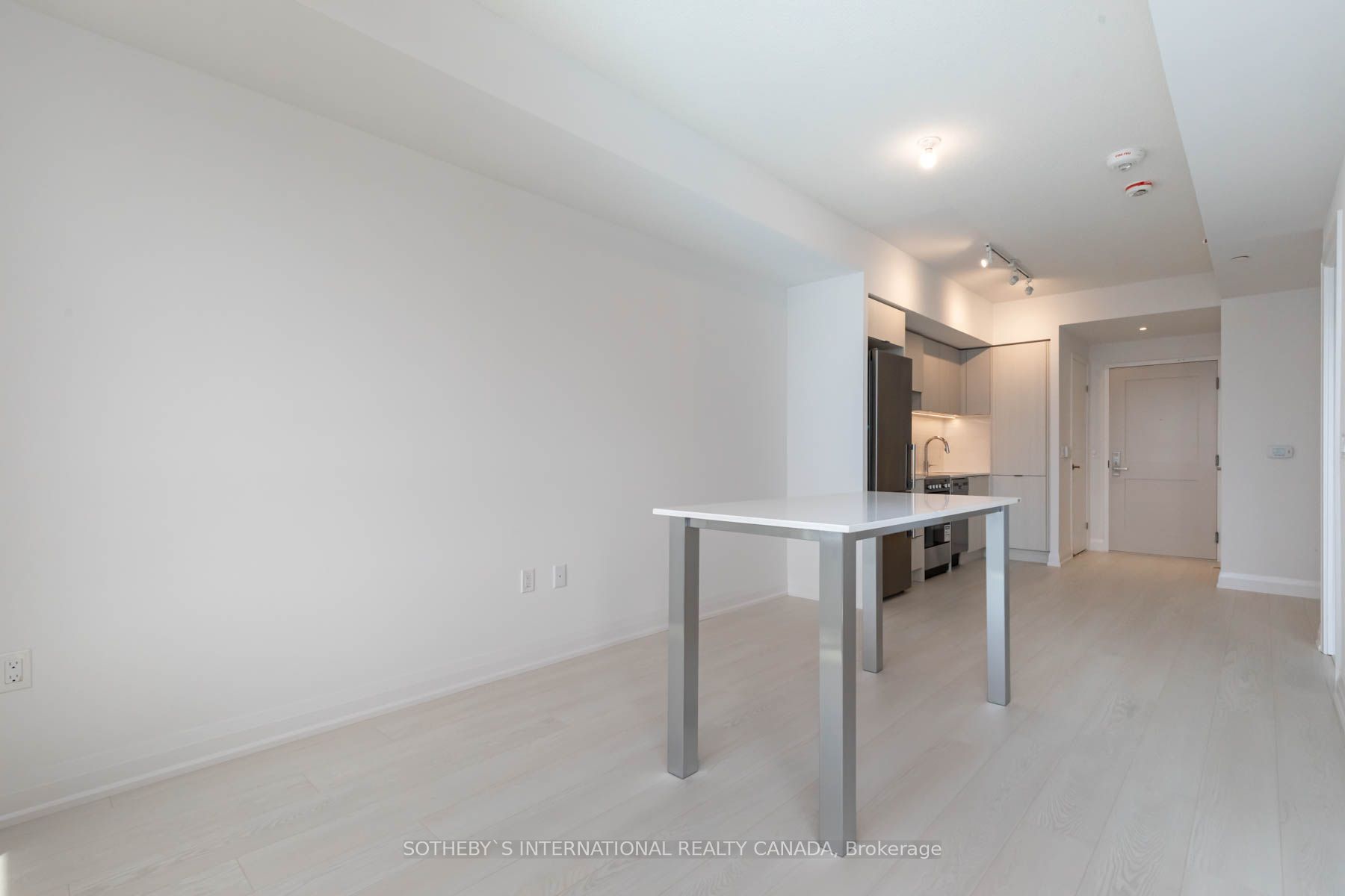 26 Gibbs Road #745