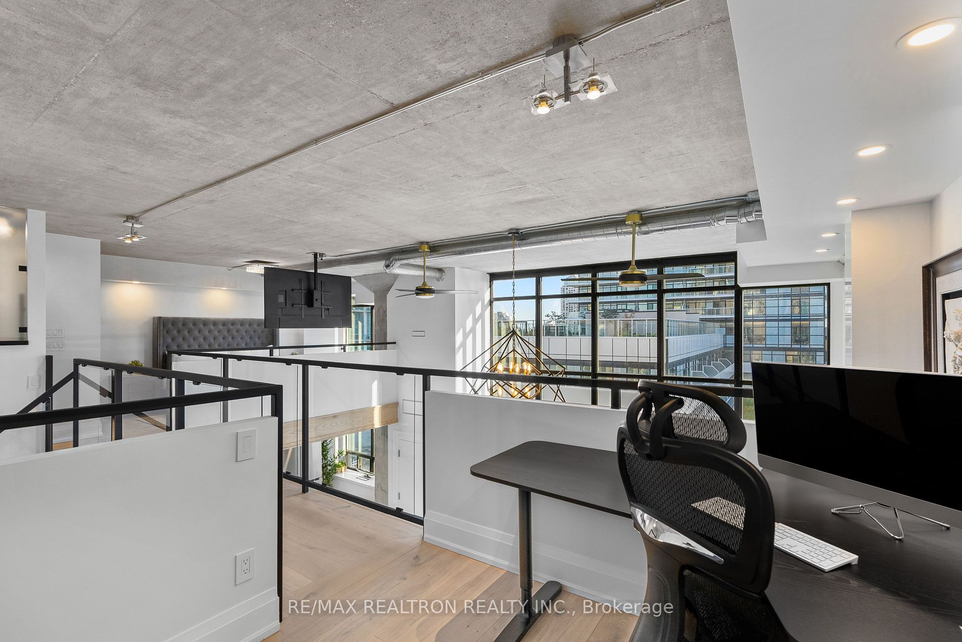 300 Manitoba St, #311