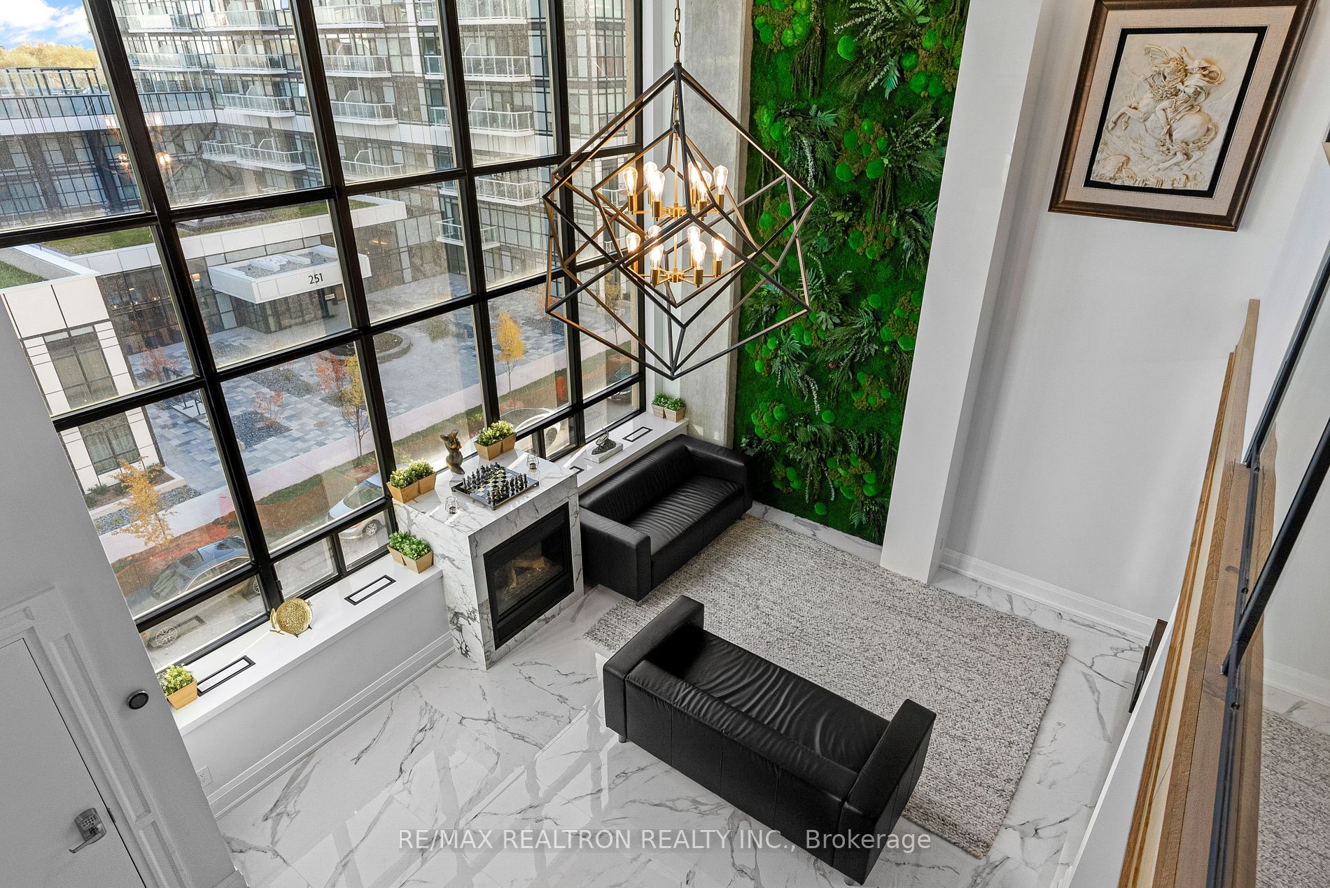 300 Manitoba St, #311