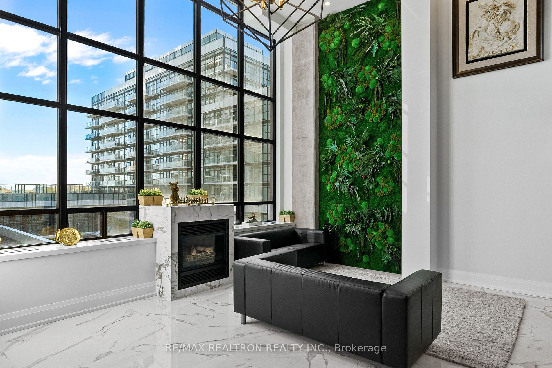 300 Manitoba St, #311