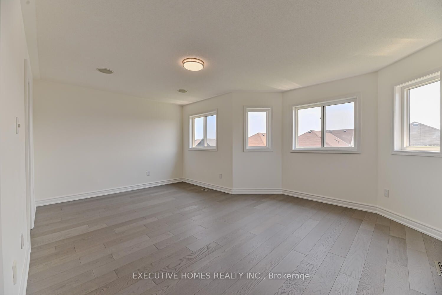 252 Sherwood Rd