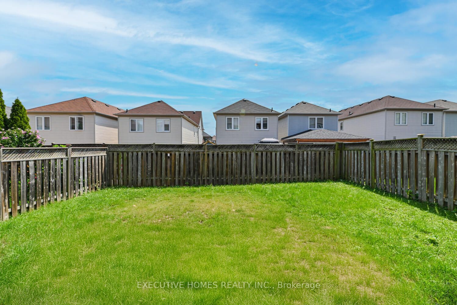 252 Sherwood Rd
