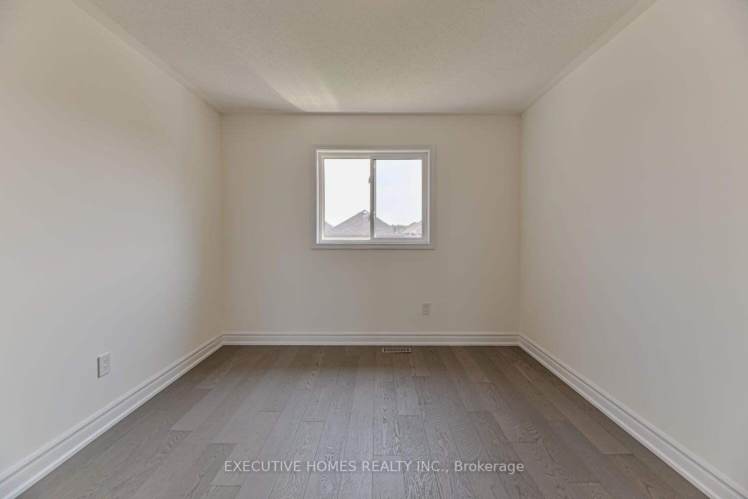 252 Sherwood Rd