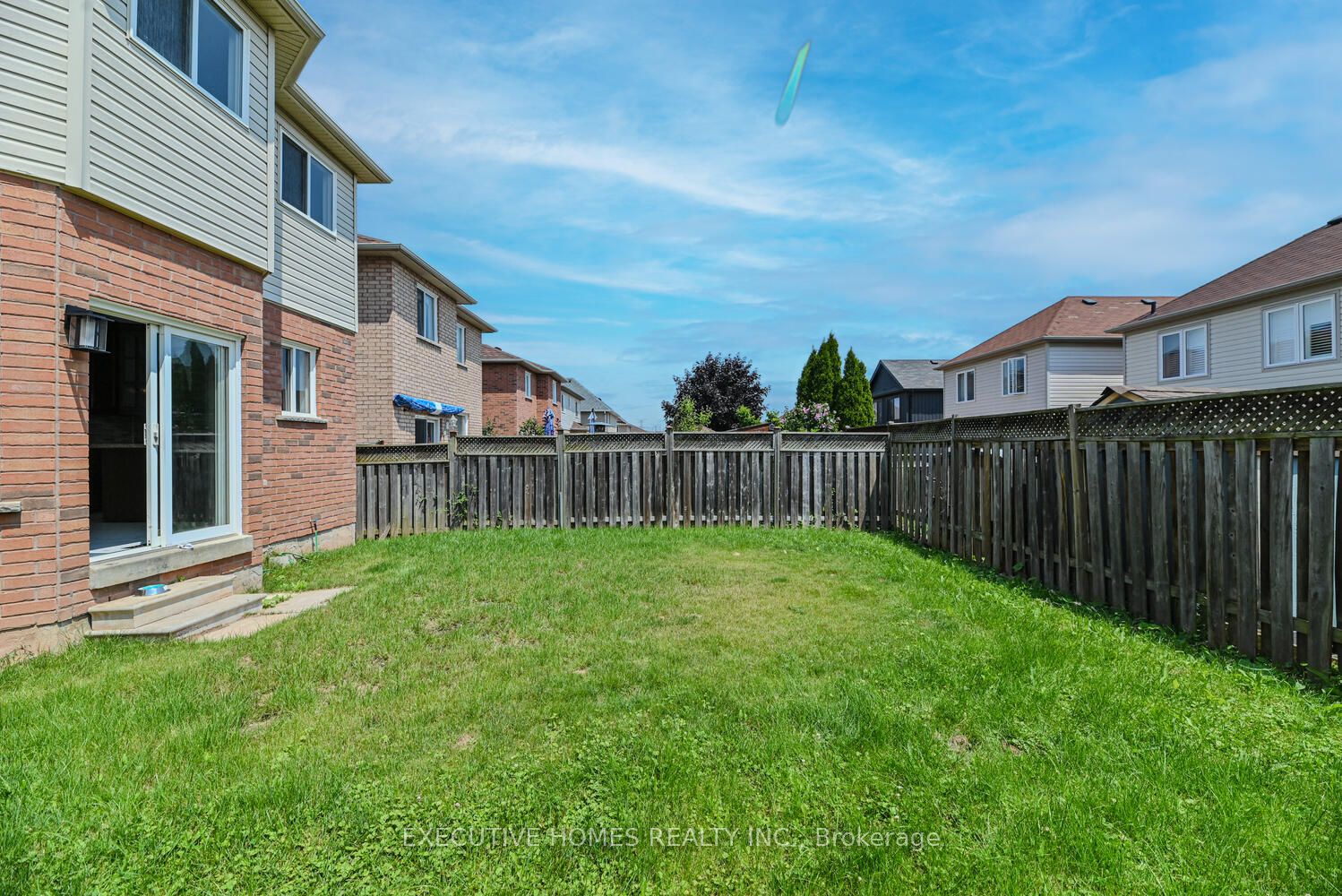 252 Sherwood Rd