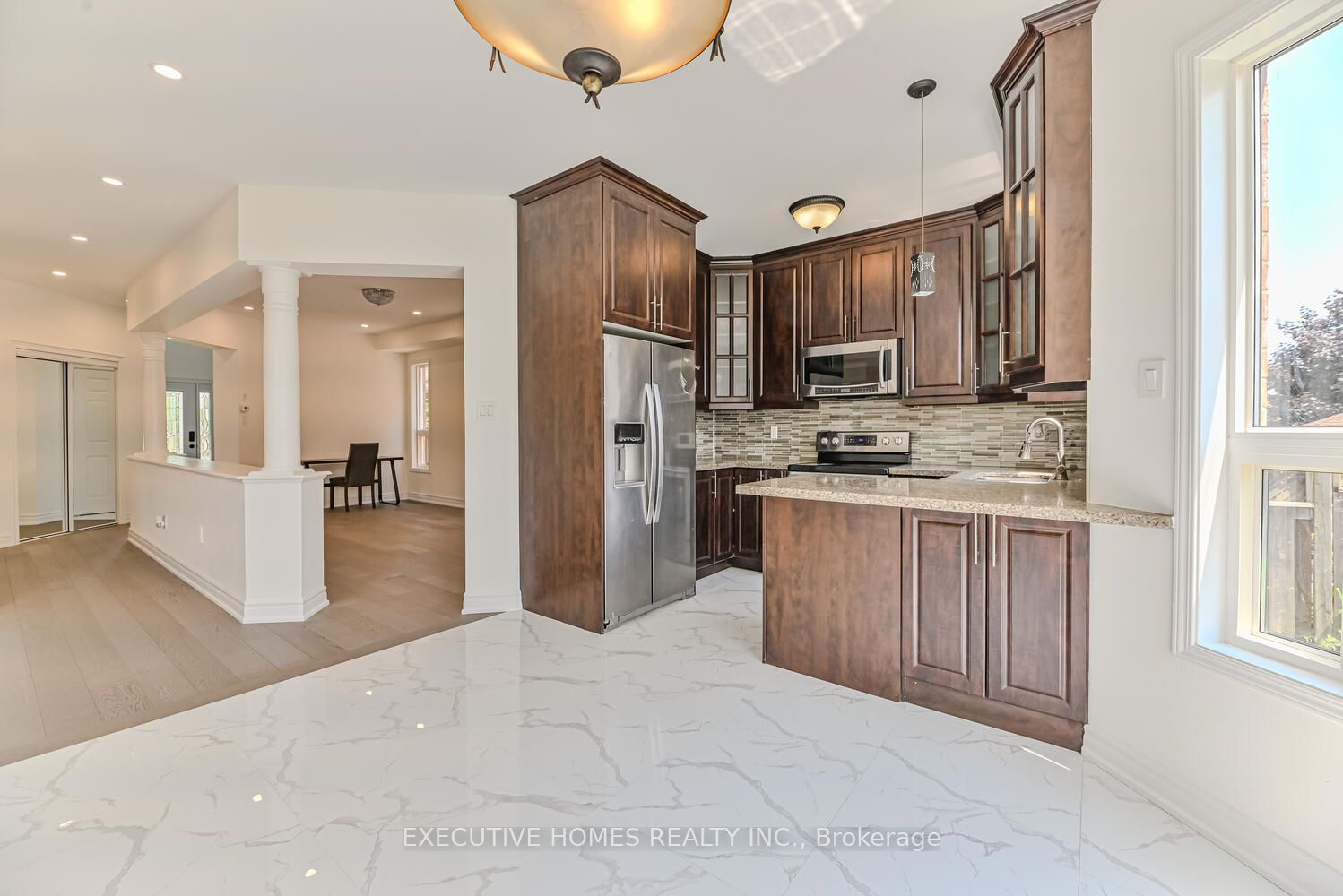 252 Sherwood Rd