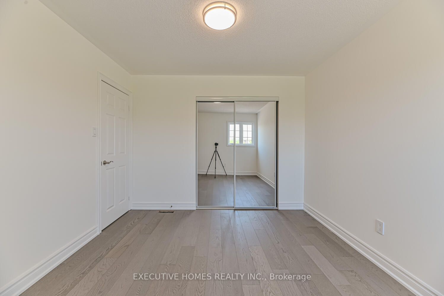 252 Sherwood Rd