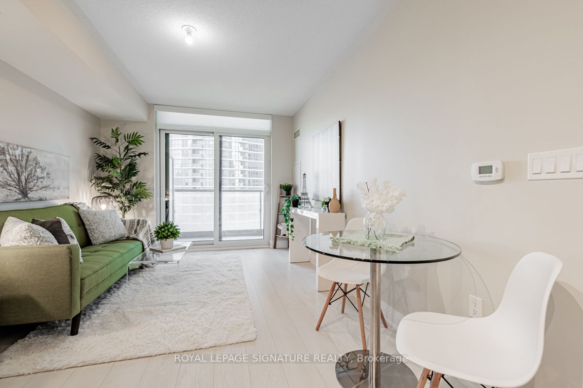 30 Gibbs Road, #1104
