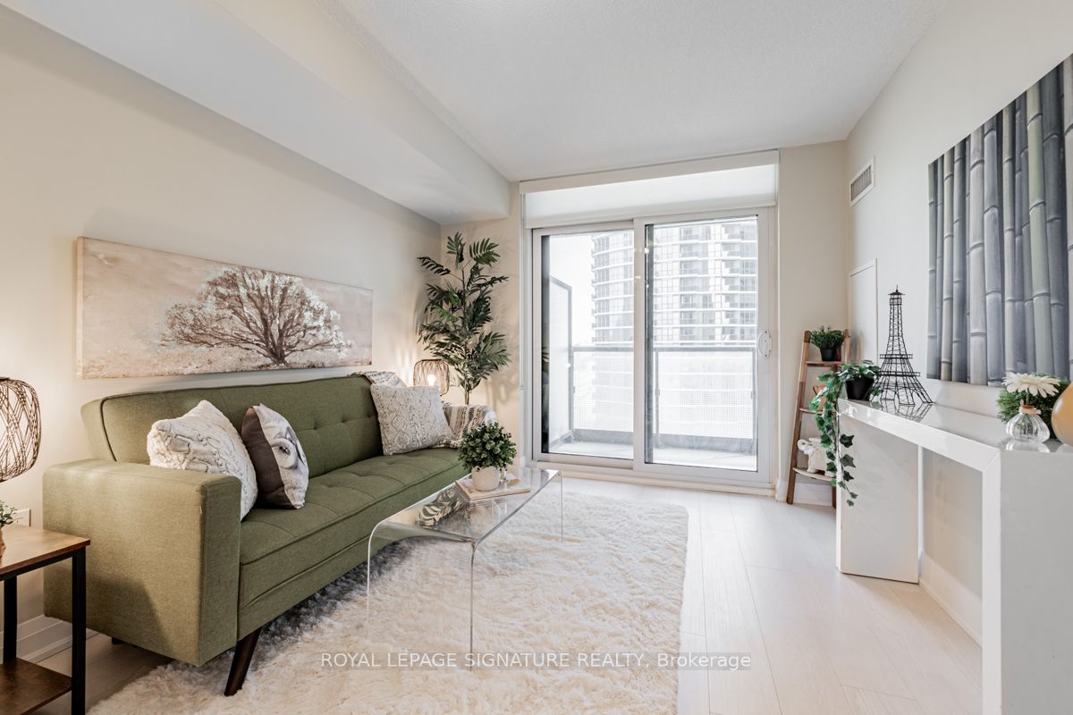 30 Gibbs Road, #1104