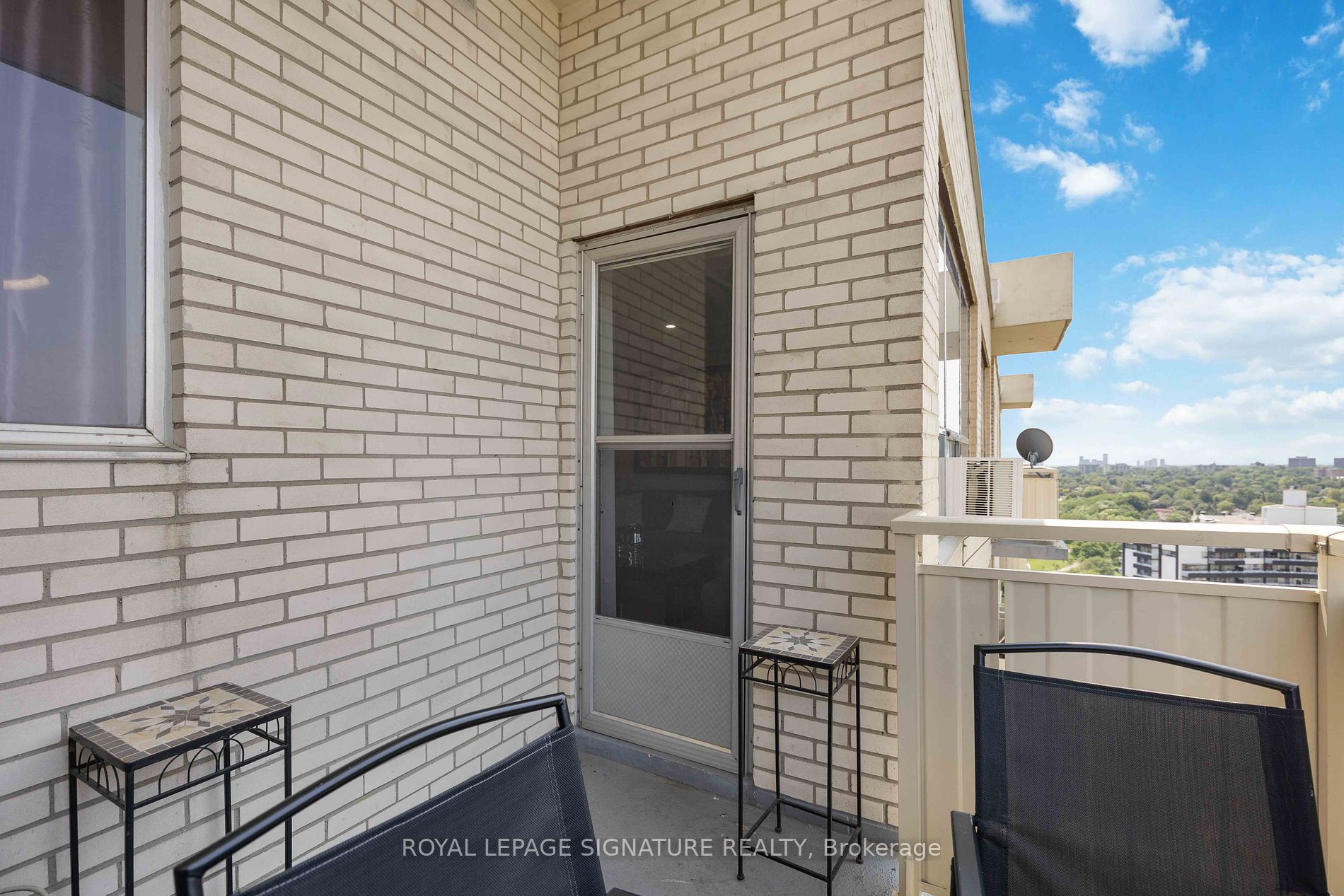 320 Dixon Rd, #2315