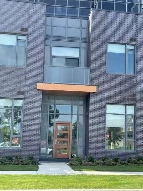 8 Nahani Way #125