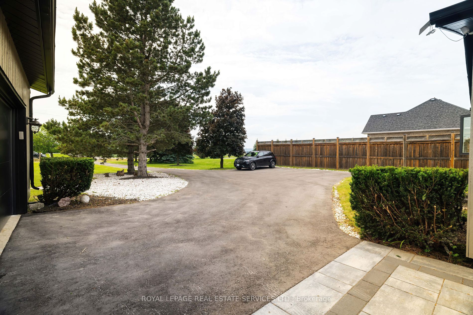14399 Kennedy Road