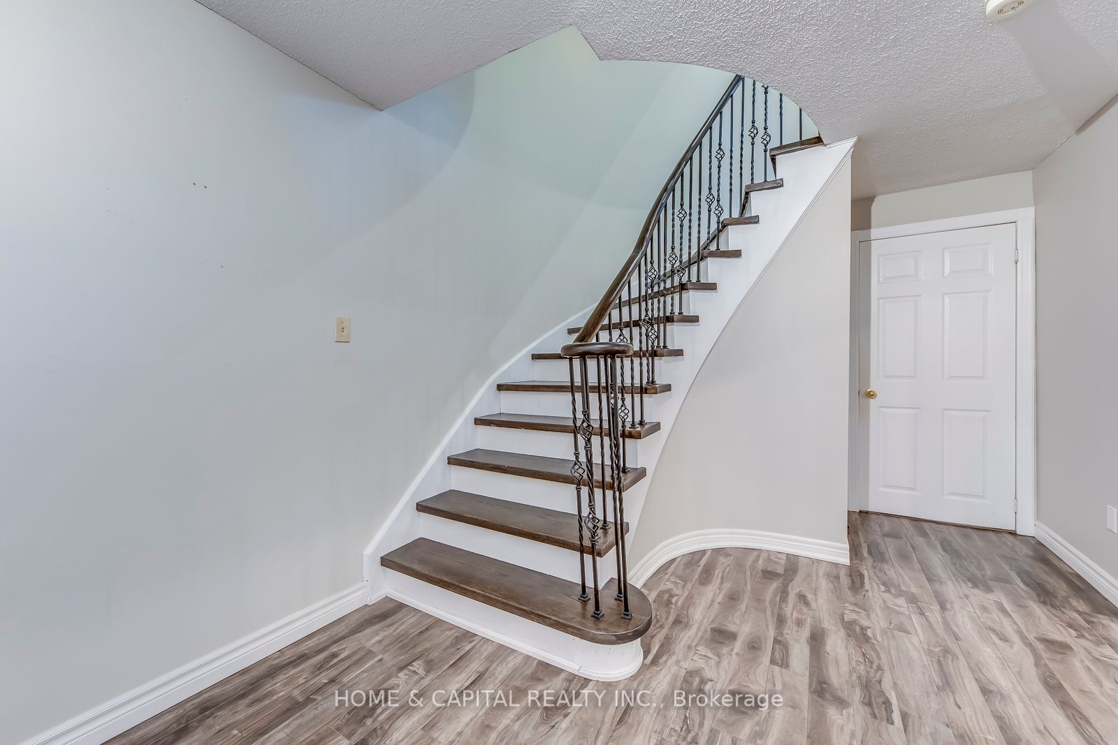 2792 Hammond Rd