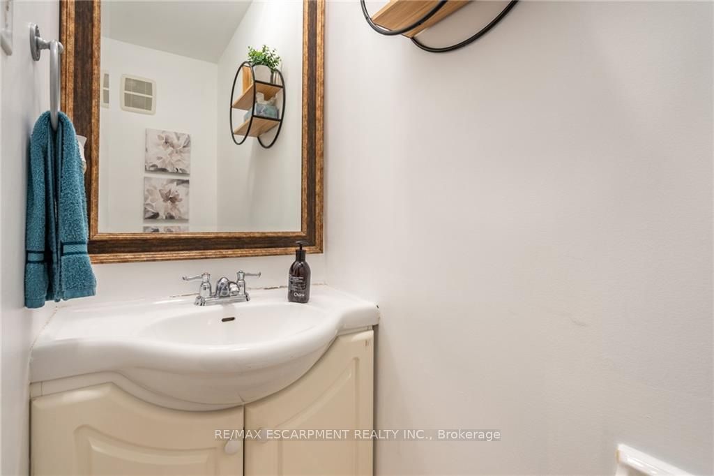 657 Francis Road, #3