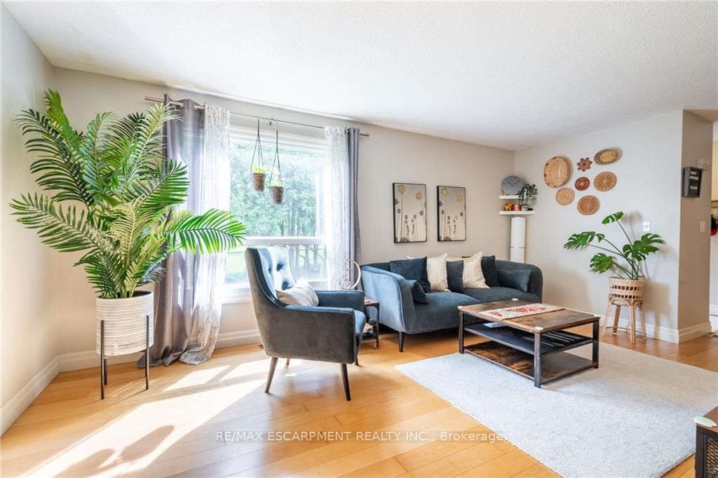 657 Francis Road, #3