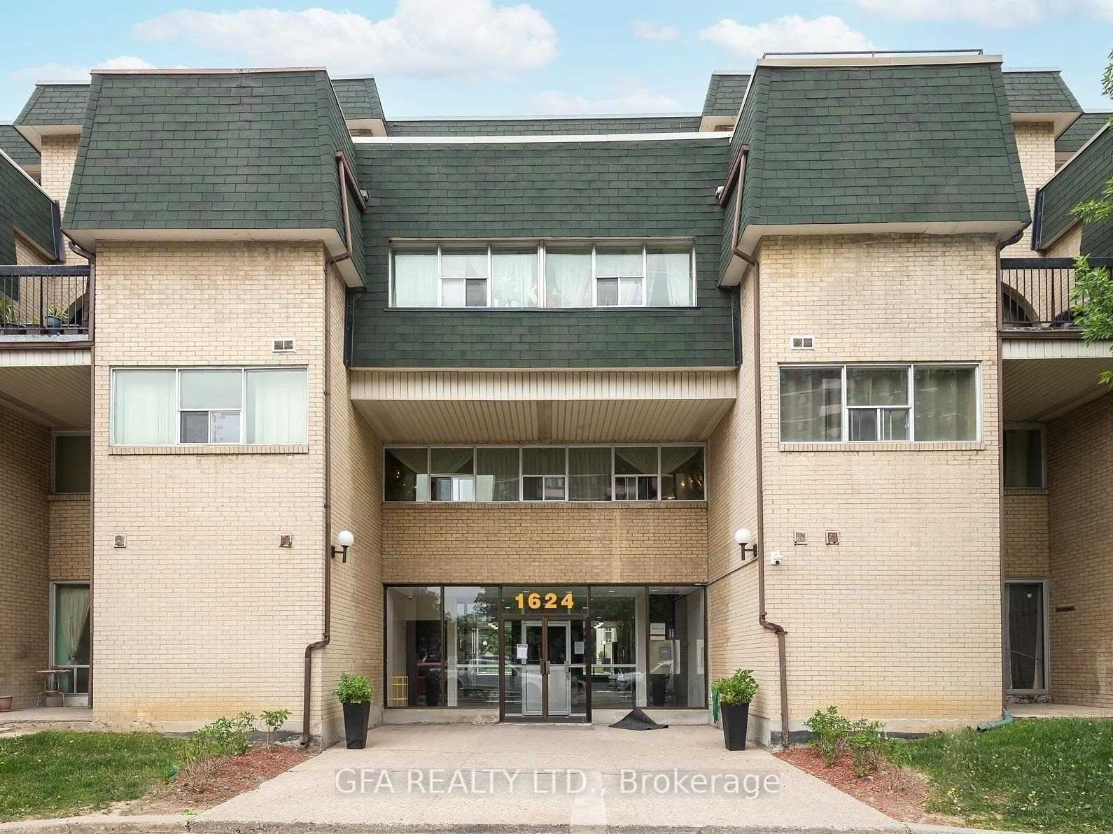 1624 Bloor St E, #66