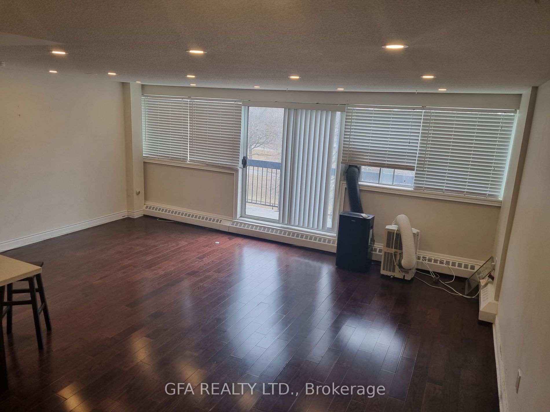 1624 Bloor St E, #66