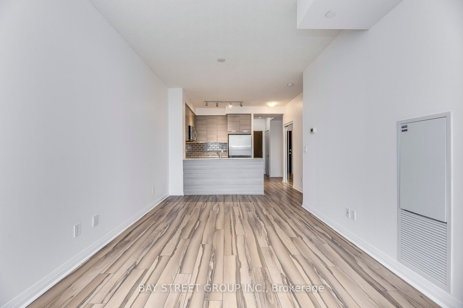 55 Eglinton Avenue W, #1003