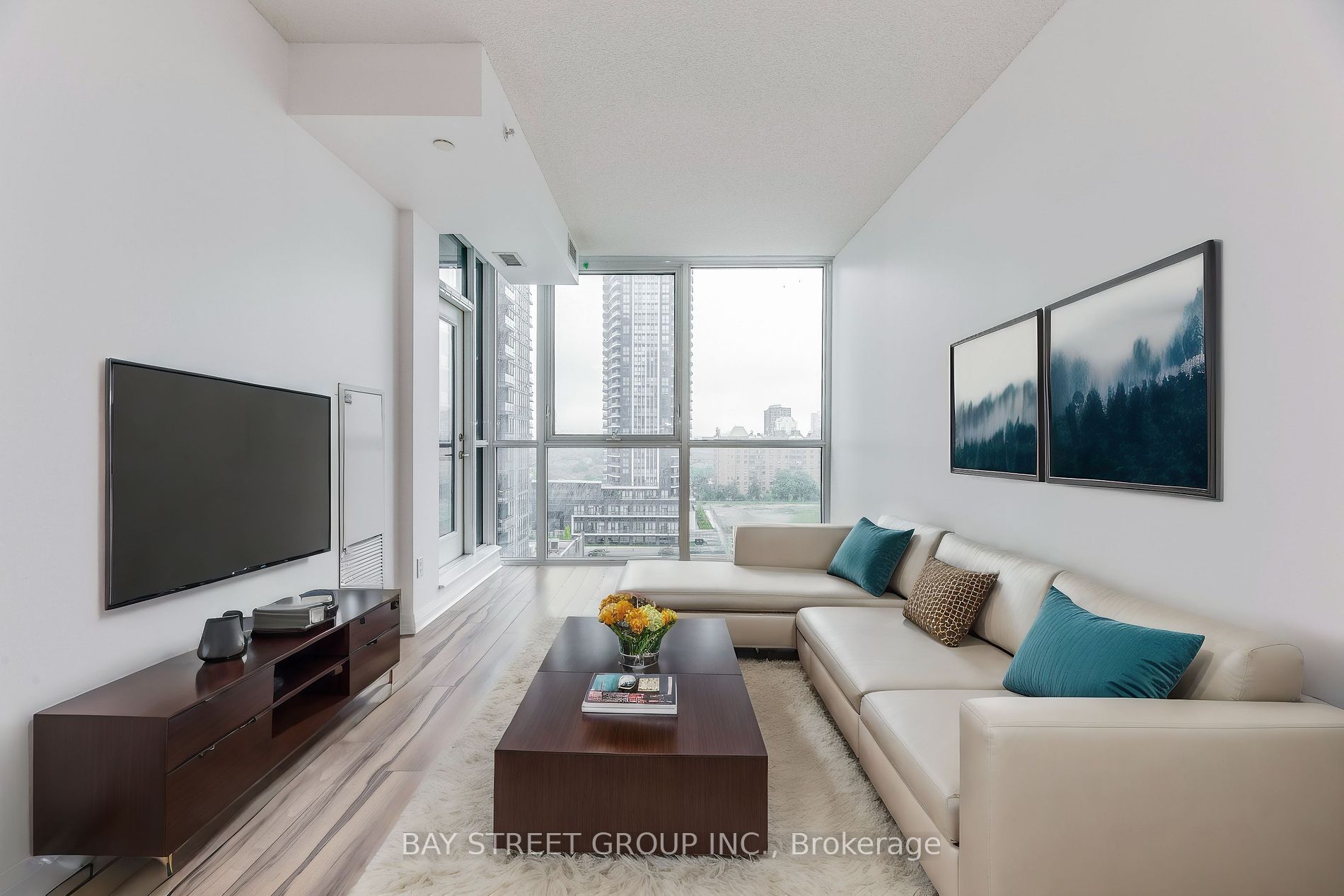55 Eglinton Avenue W, #1003