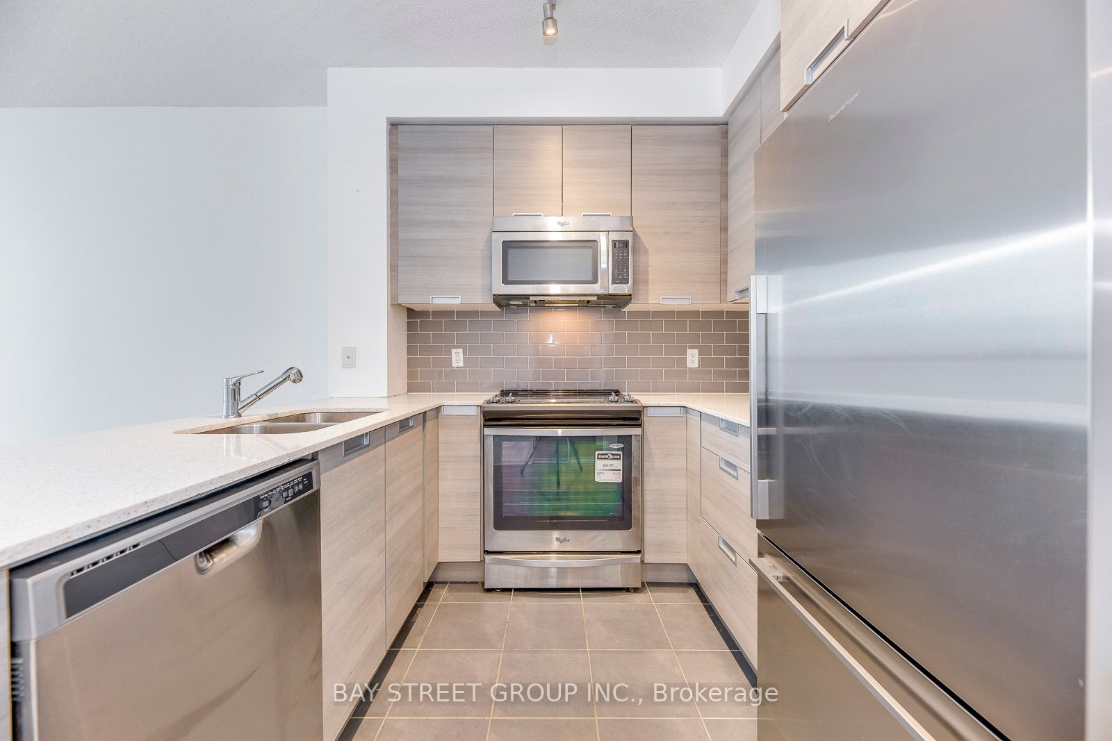 55 Eglinton Avenue W, #1003