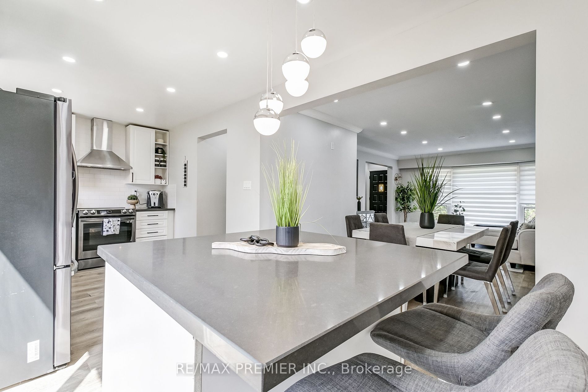28 Navenby Crescent
