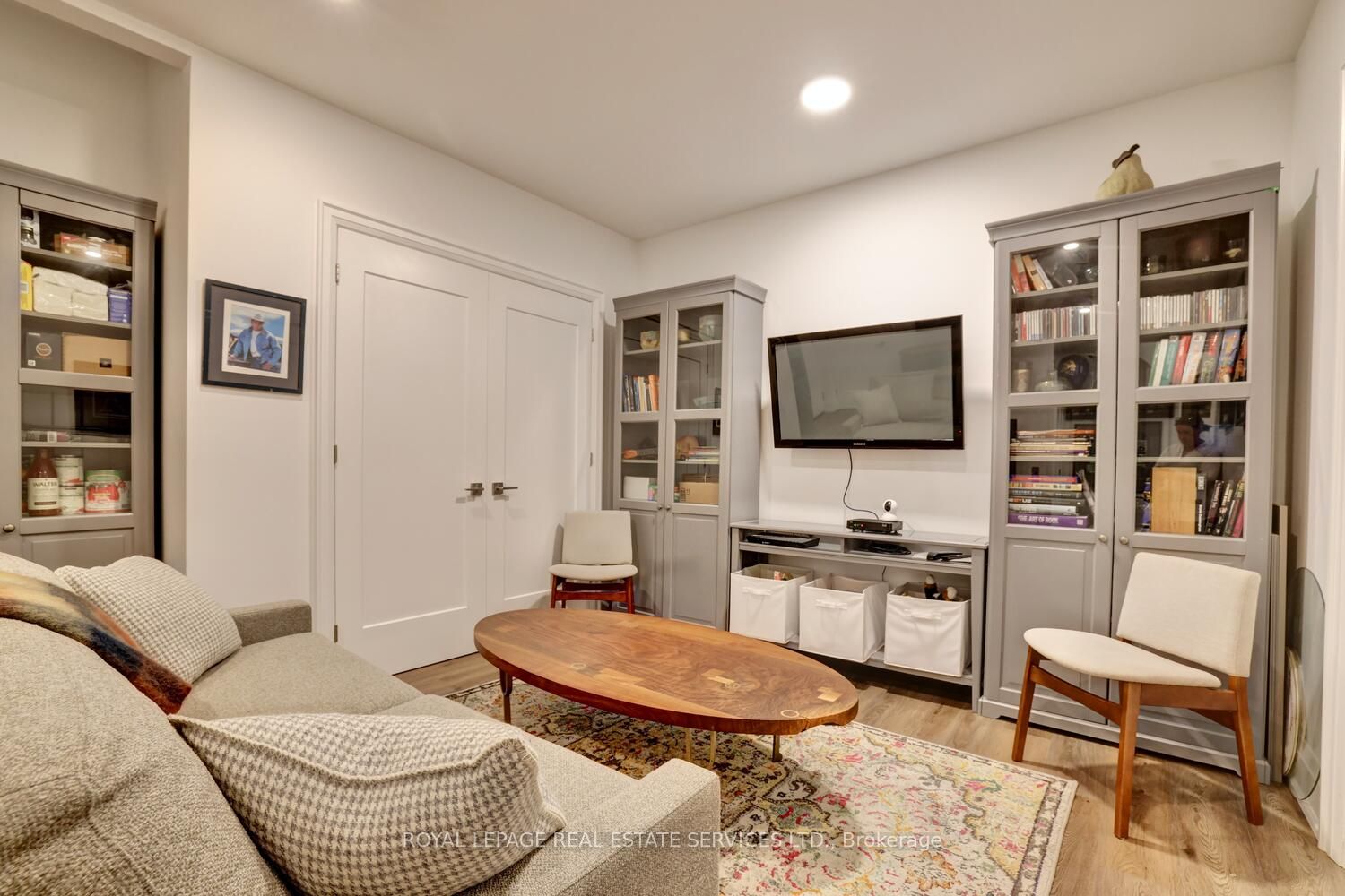 137 High Street W #12