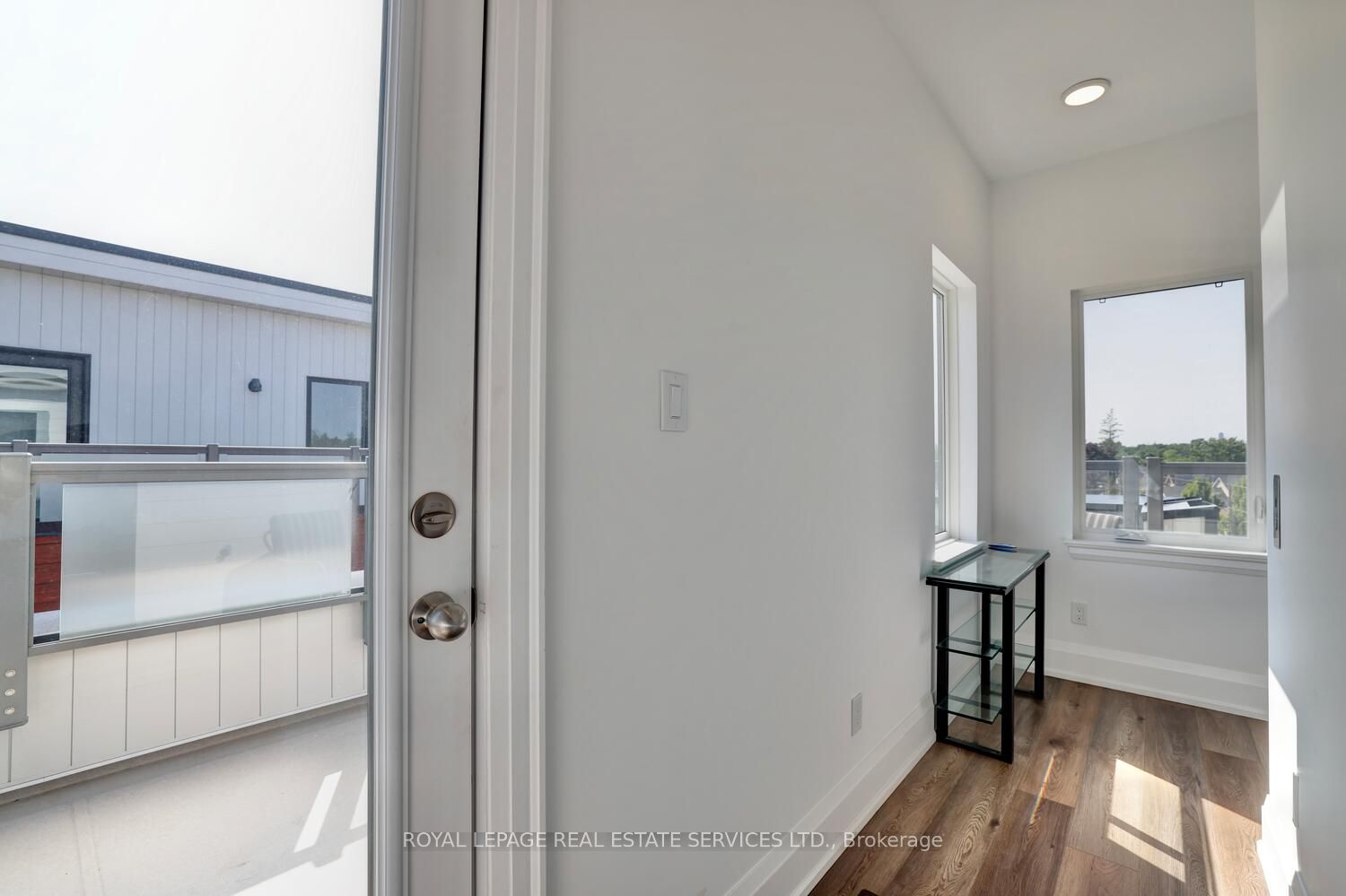 137 High Street W #12